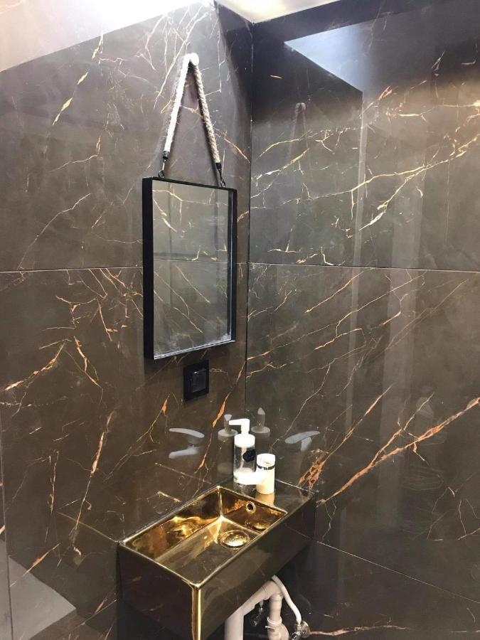 Gold Box Apartament Гданьск Экстерьер фото